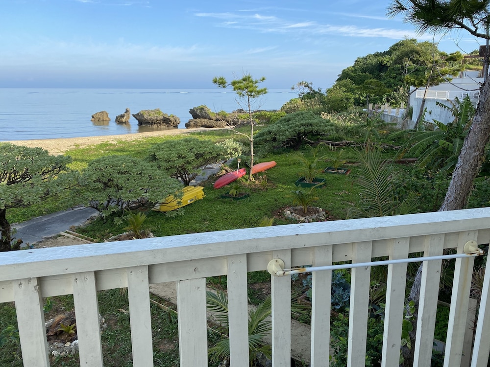 Beach House 1 & Private Beach
