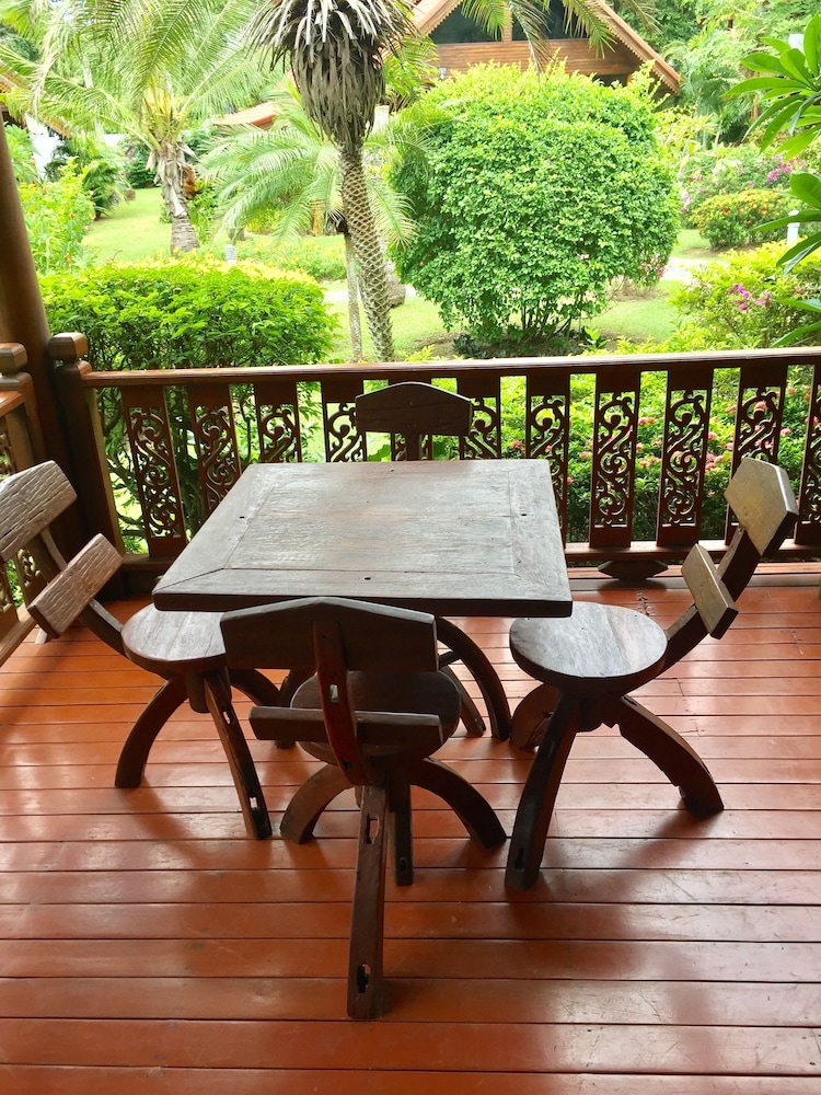 Baan Laem Noi Villa