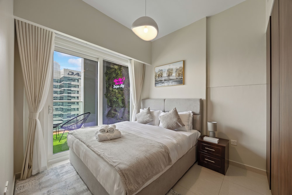 Luxury Apartments in Dubai Business Bay