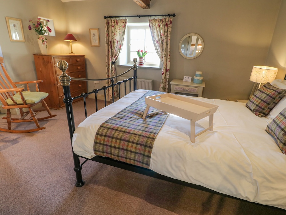 The Stable, Sedbury Park Farm view 5