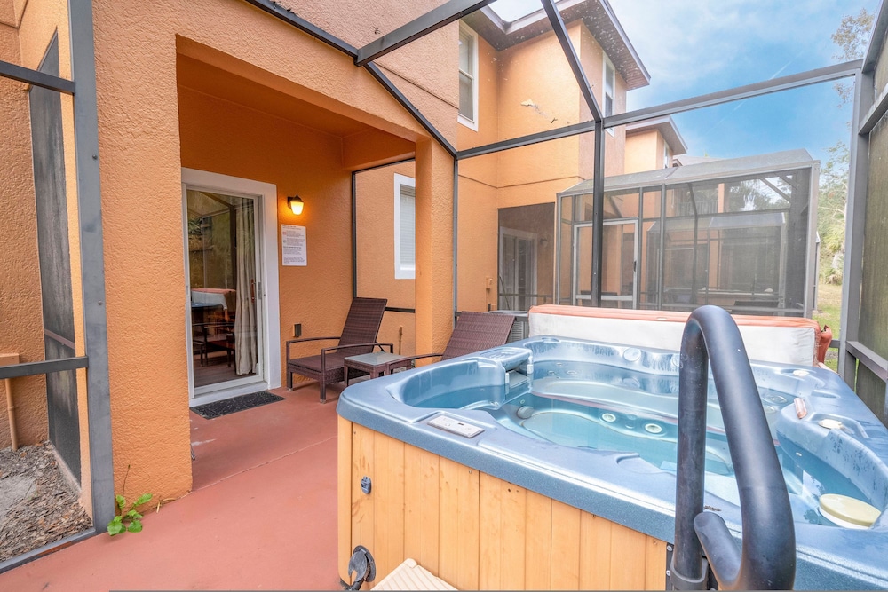 Cozy 3BR Regal Oaks Close to Disney