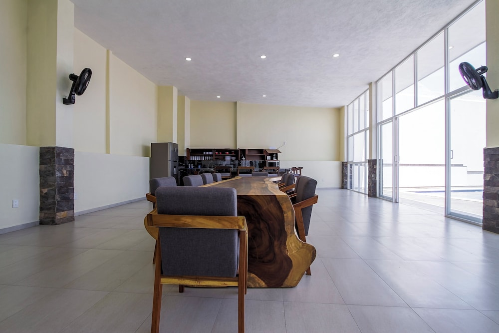 House with Terrace & Pool in Coyula