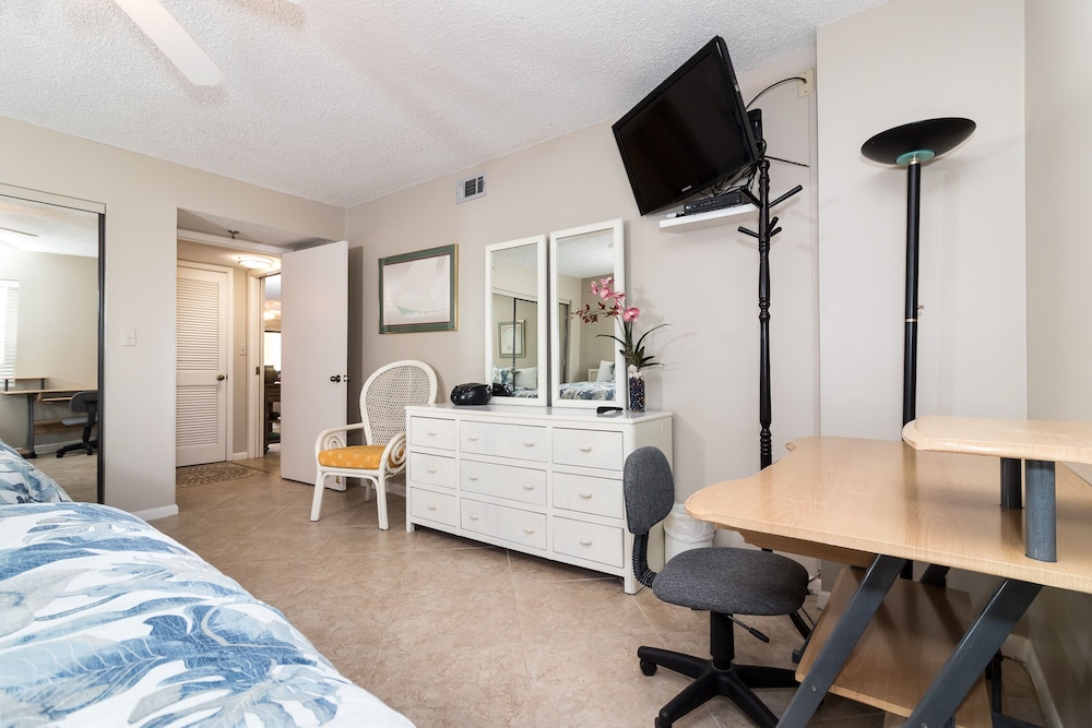 Surf Dweller 502 by Brooks and Shorey Resorts