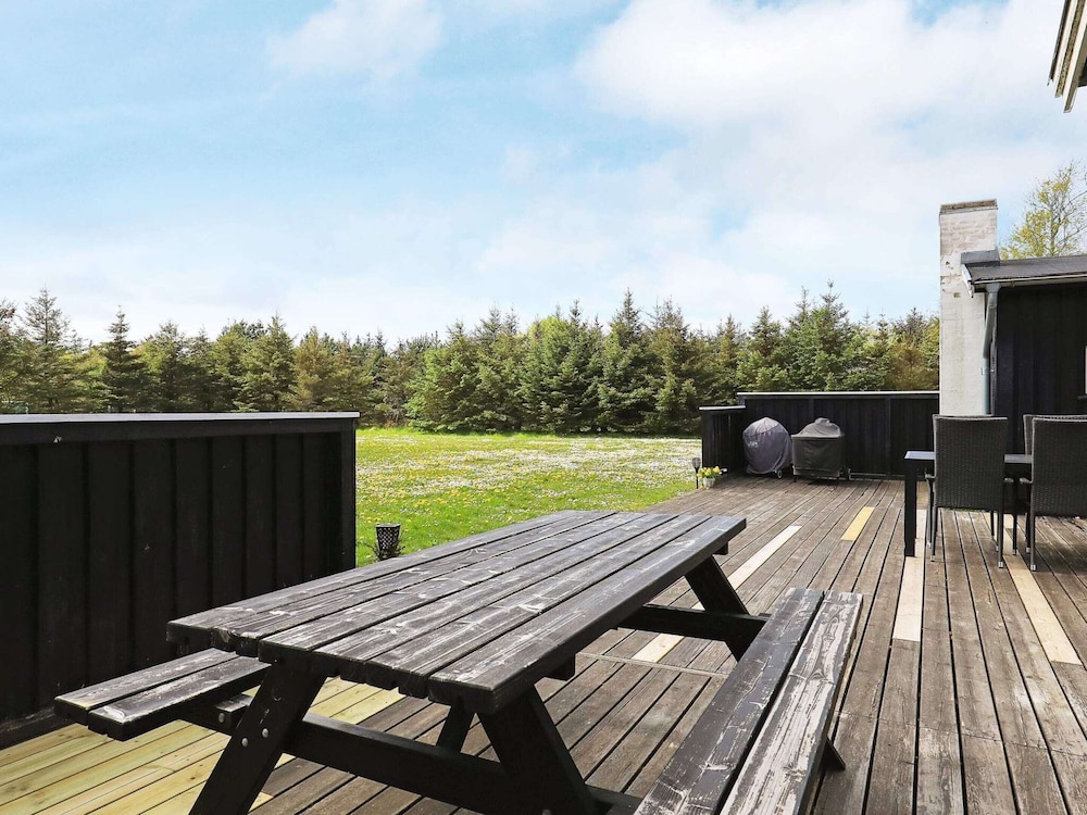 6 Person Holiday Home in Blokhus