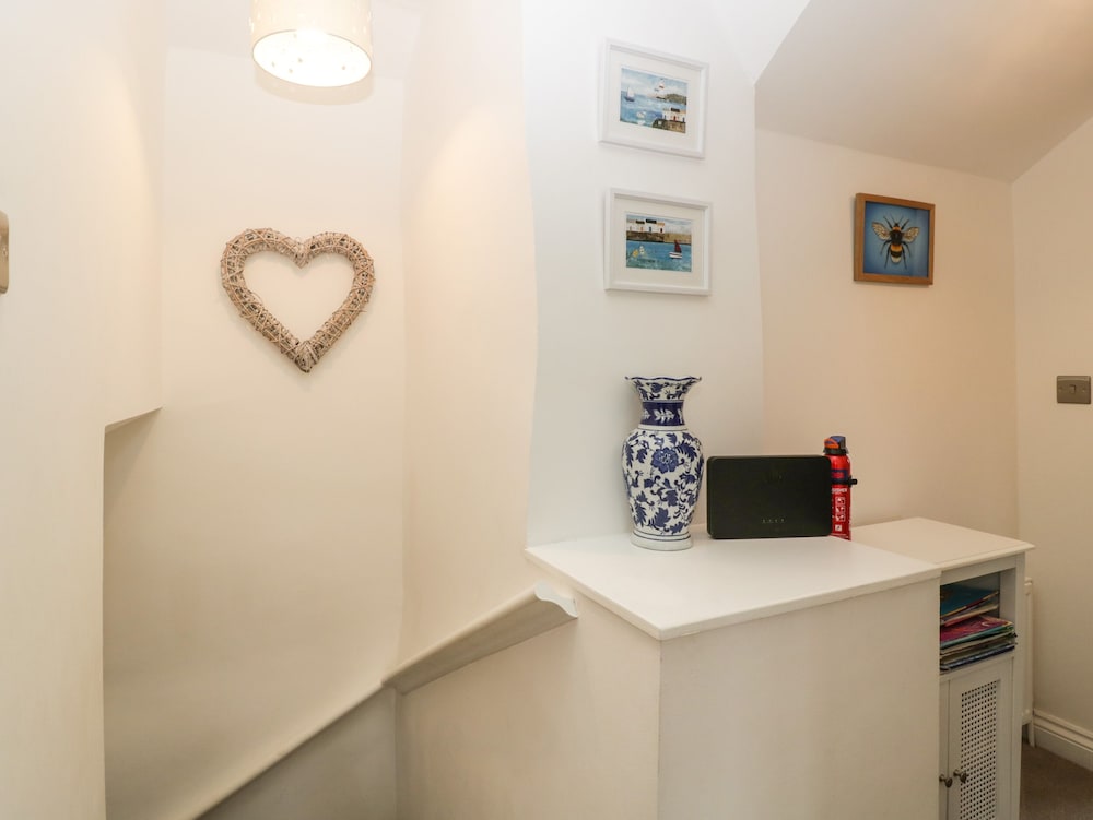 Honeypot Cottage