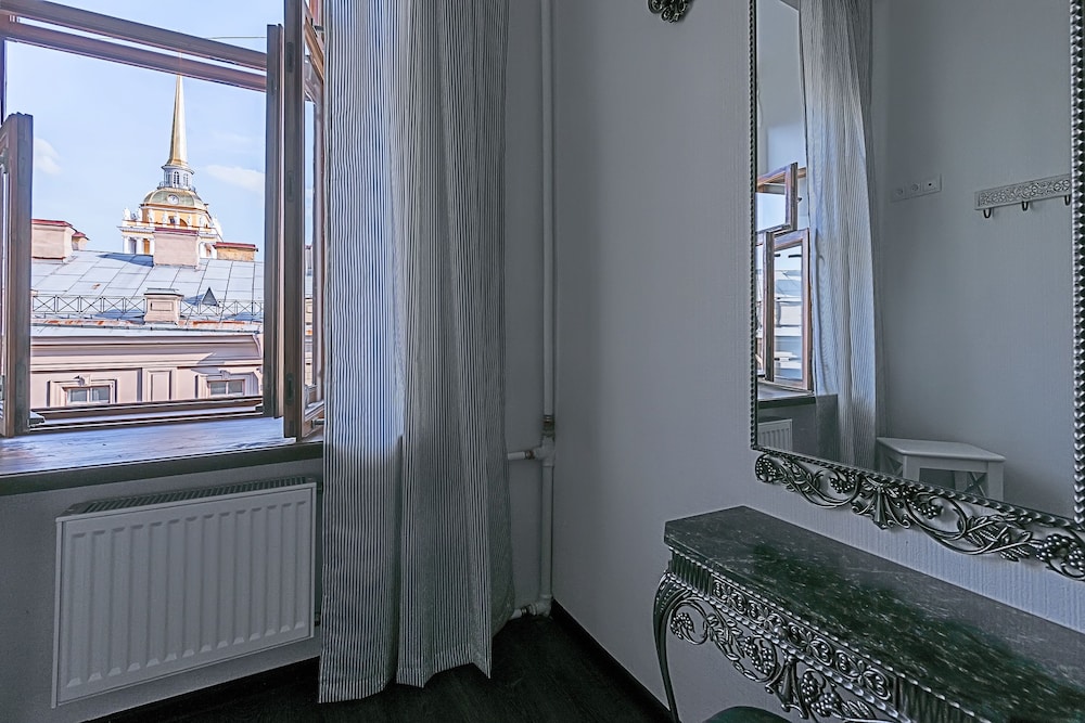 City of Rivers near Hermitage 2 Rooms