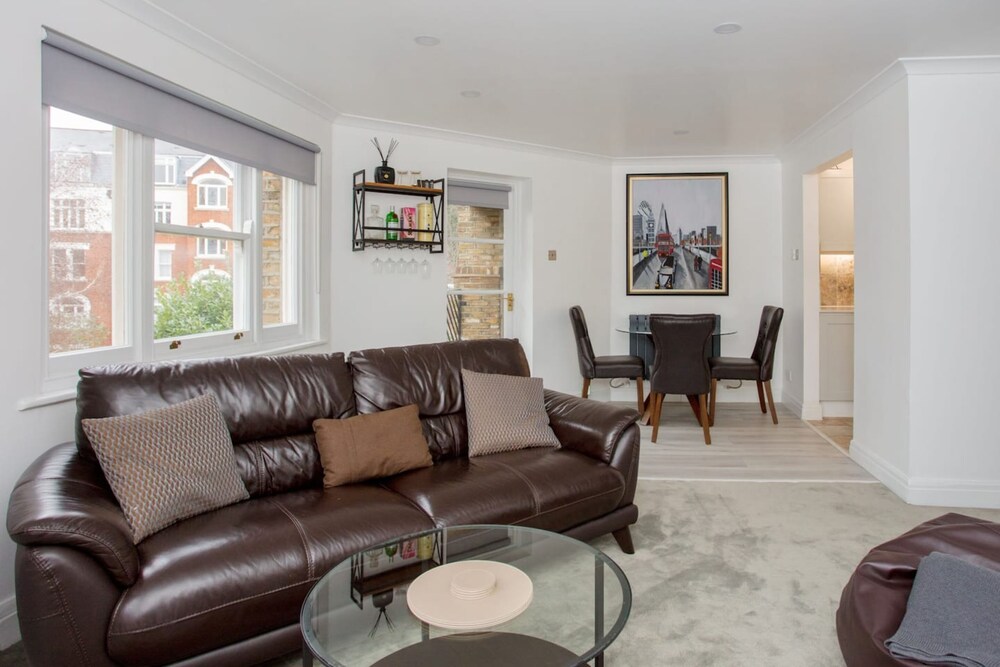 Homely 2 Bedroom Apartment in Maida Vale