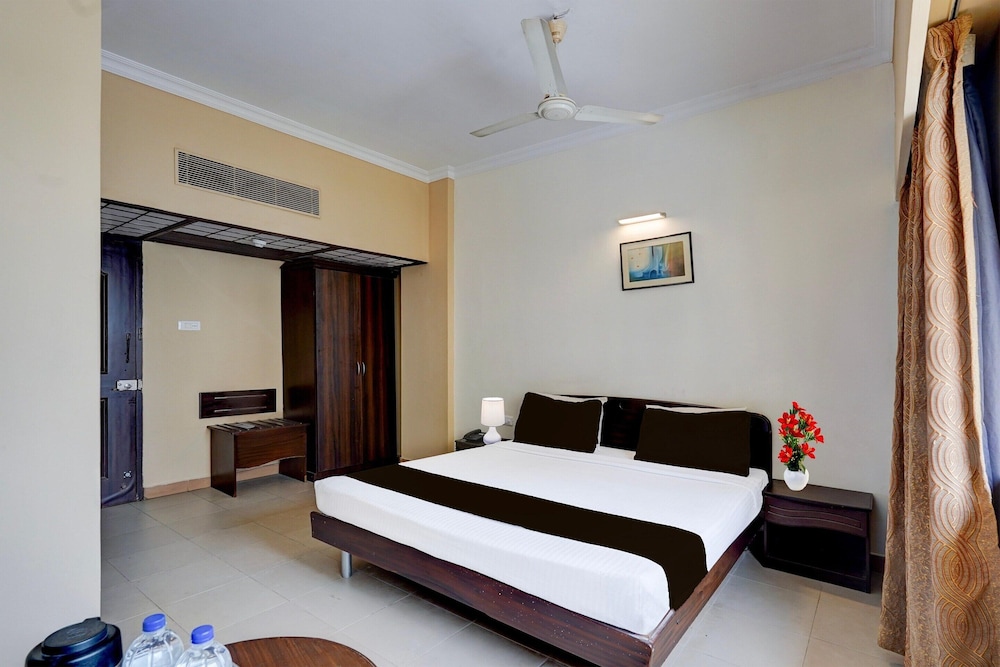 Super Townhouse Koyambedu Royal Plaza