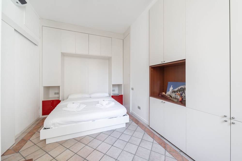 Boccaccio - Stunning Central 1bdr With Terrace in Cadorna Area