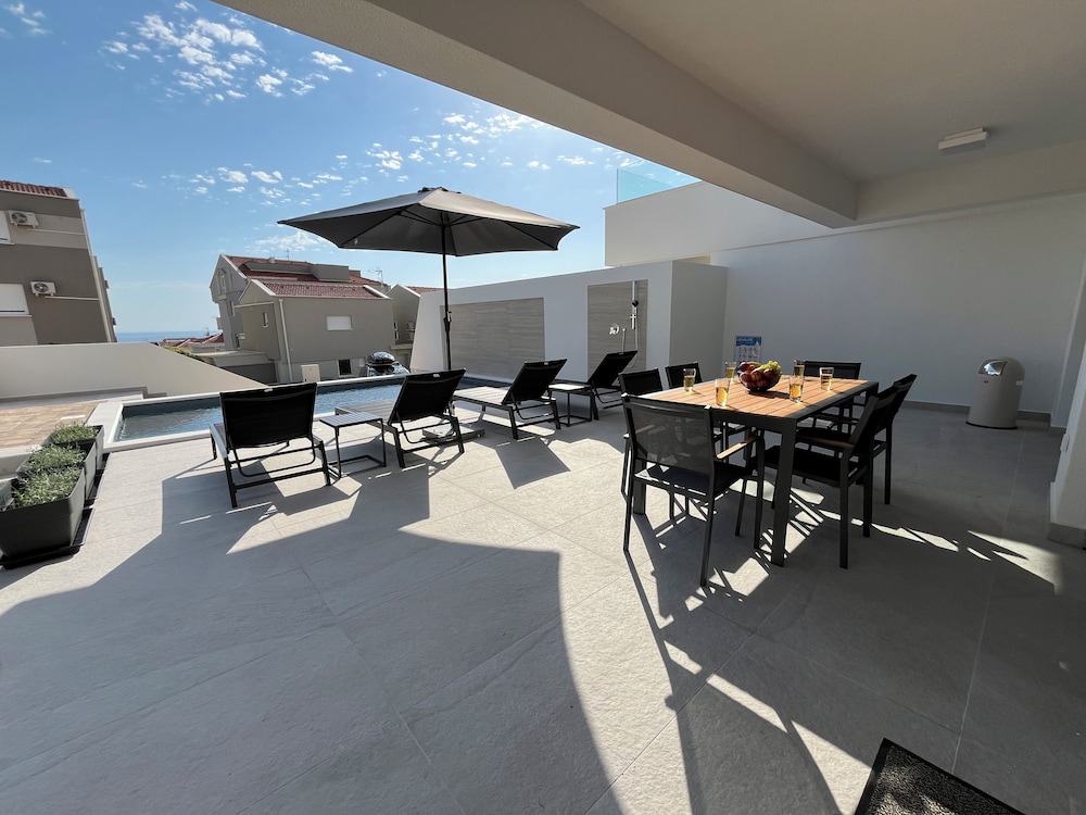 Villa Nova Excellence II view 3