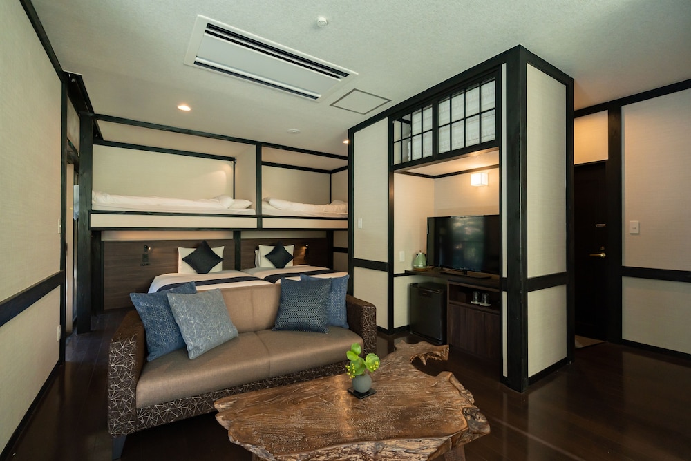 Onsen Guesthouse Tsutaya - Hostel view 5