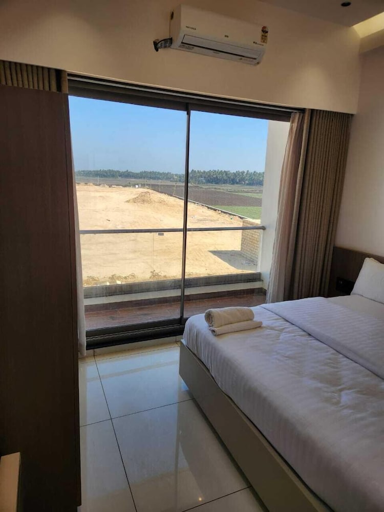 Shivam Hotel-Madhavpur