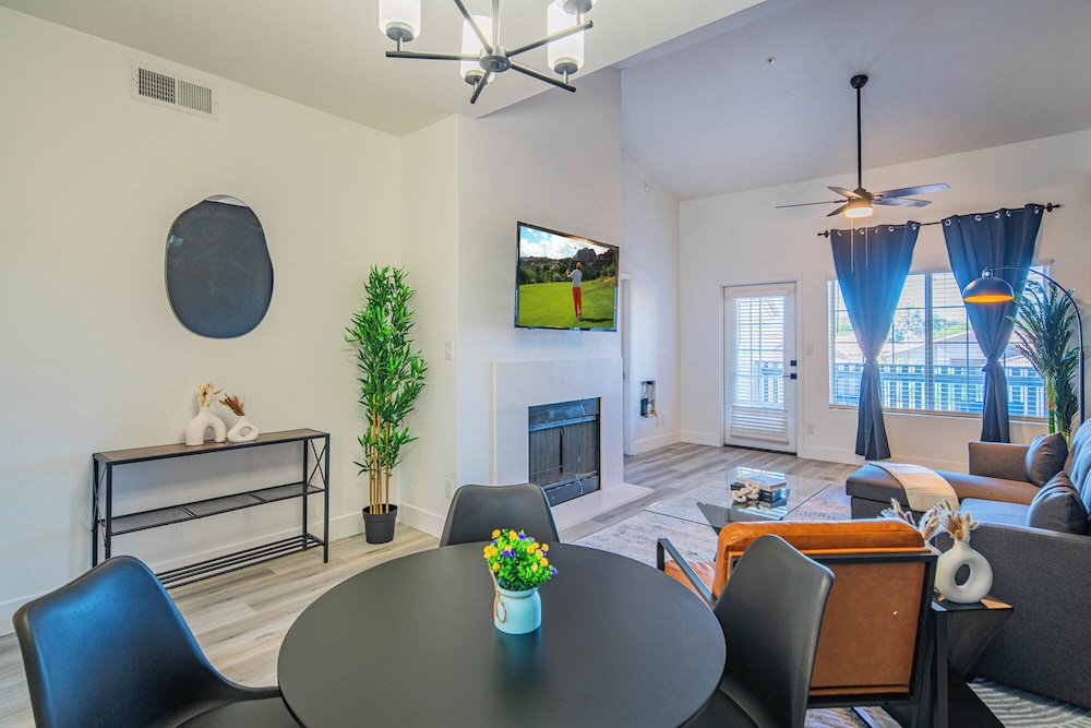 ROVE LIVING/KL - Hideaway North Scottsdale