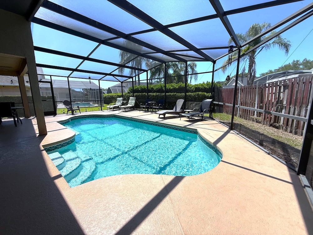3-bedroom Southern Dunes Pool Home Villa