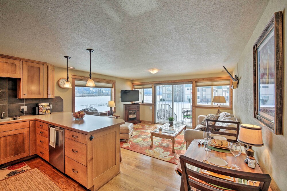 Sandpoint Vacations - Lake Pend Oreille Condo w/ Porch  Mountain View! - Property Image 22