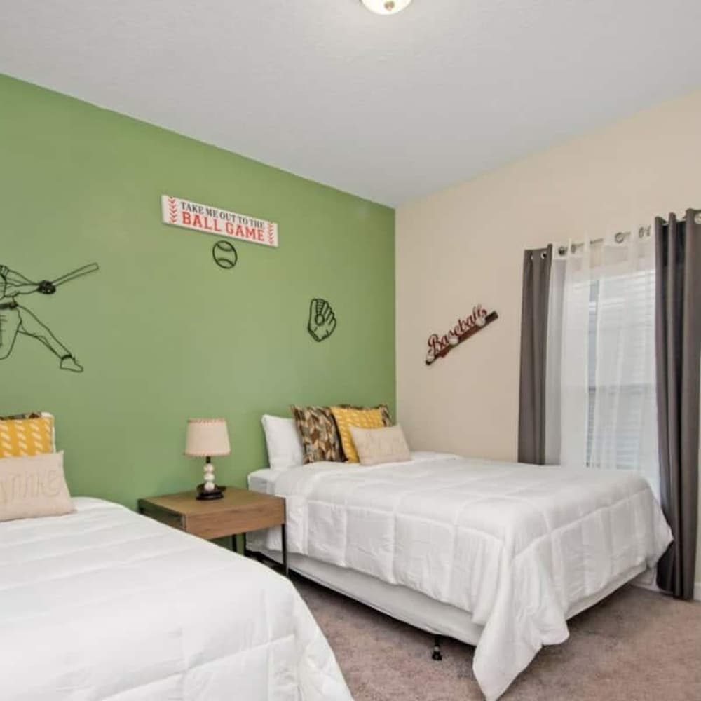 9033 Spectacular 5BD With Private Pool view 4