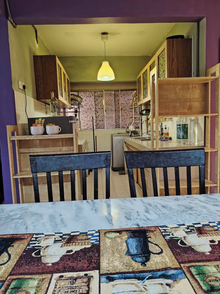Cosy Home in Damansara