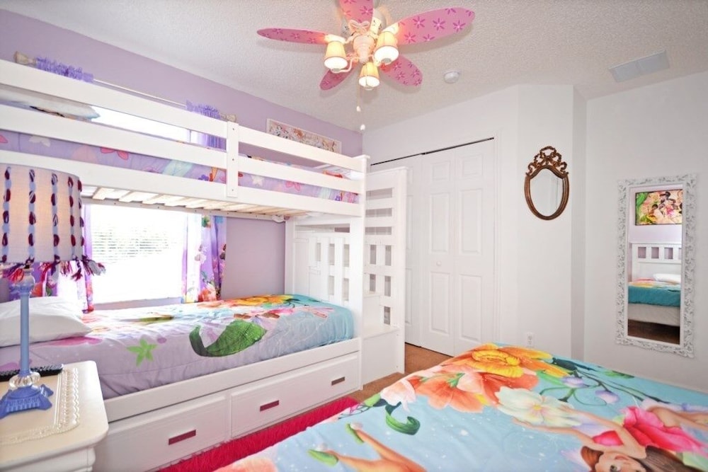 Dream Come True 7 Bedroom Home by Redawning view 4