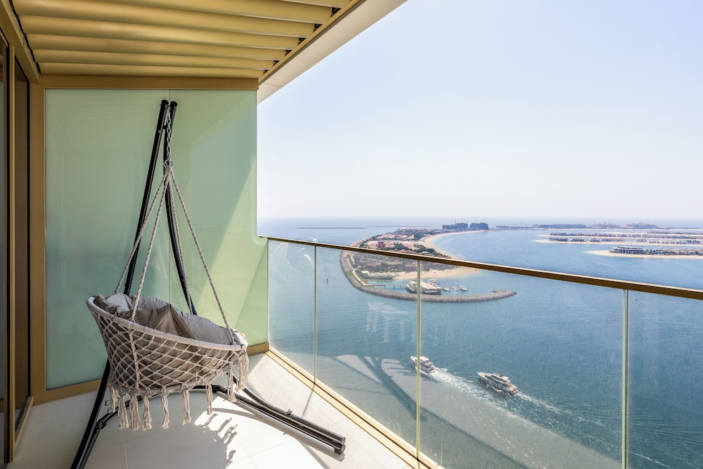 Maison Privee - Waterfront Living w/ Unparalleled Sea and Palm Vws