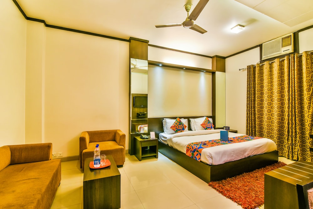 FabHotel First Star