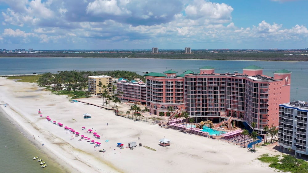 Hotel Pink Shell Beach Resort and Marina - Image 1