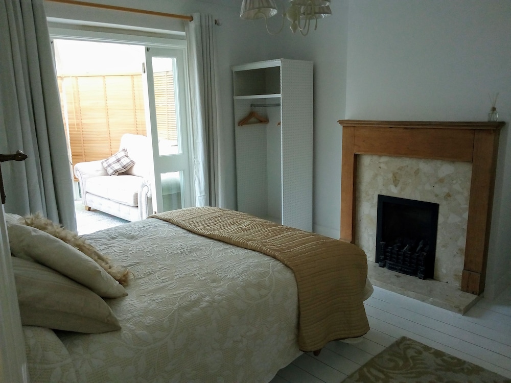 Guildford Vacations - Rooms in Guildford Surrey - Property Image 5