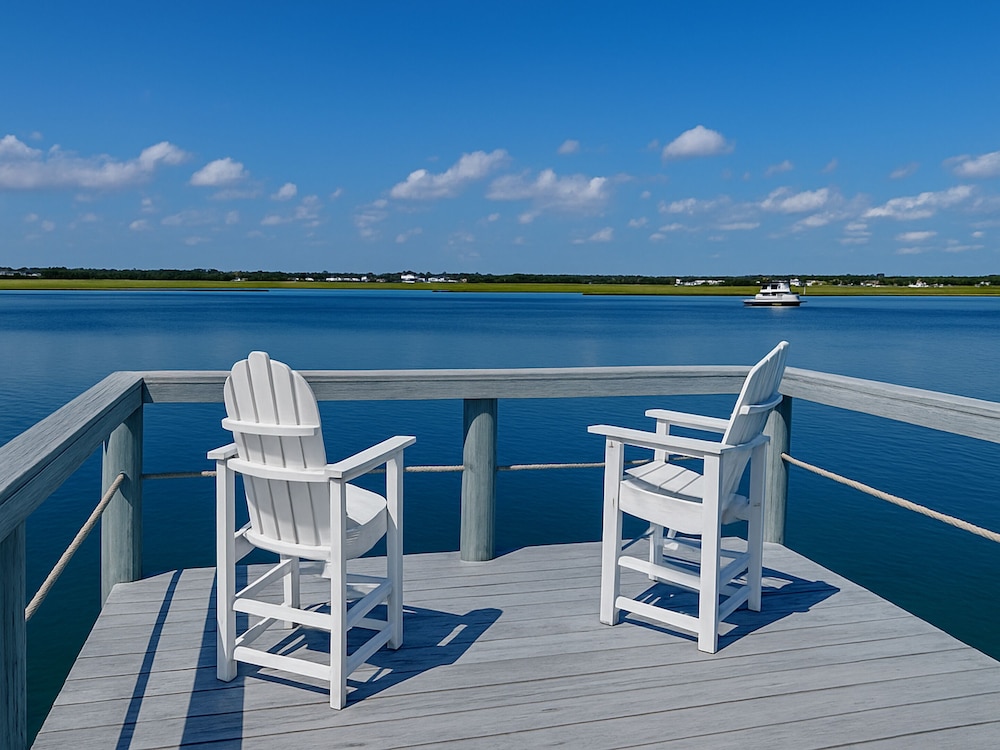 Shady Beaches by Topsail Realty