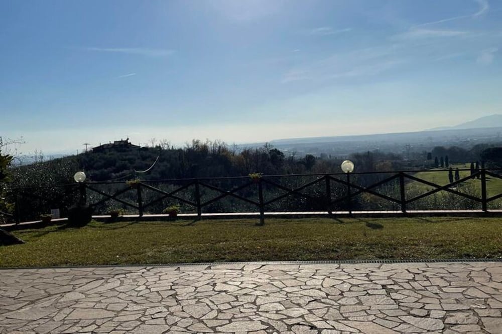 Apartment in Tuscany Near Montecatini Golf Club view 5