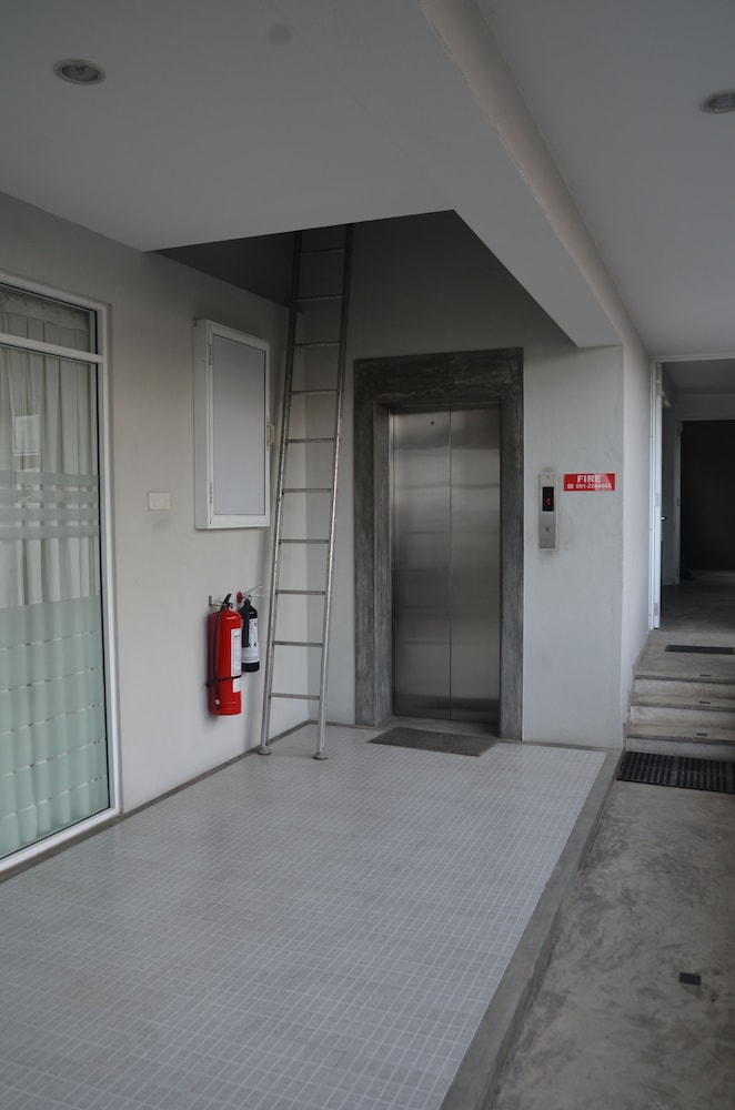 Ripple Reach Apartments view 2