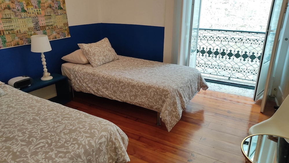 No Limit Alfama Guesthouse view 5