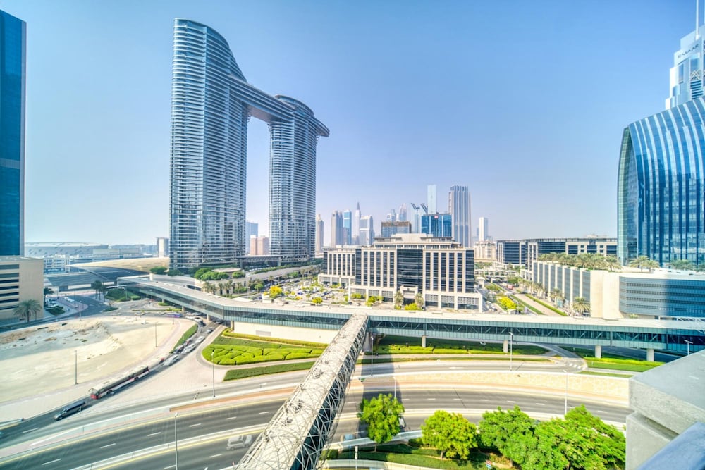 Trendy 2BR Downtown Apt Steps From Burj Khalifa