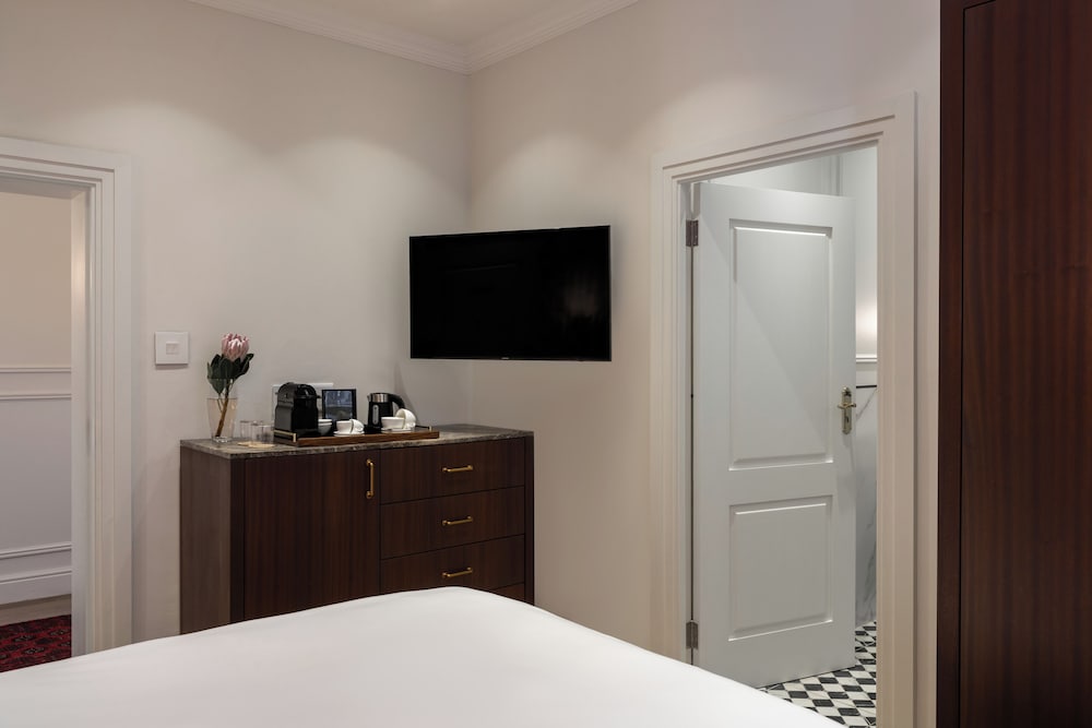 Guest House by Morea