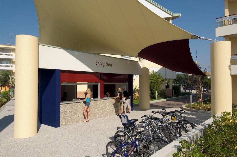 Super Villaggio Planetarium Resort one Bedroom Apartment Sleeps 4
