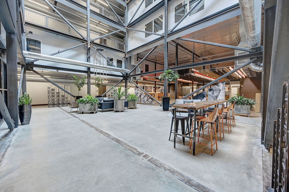 meeting & event spaces