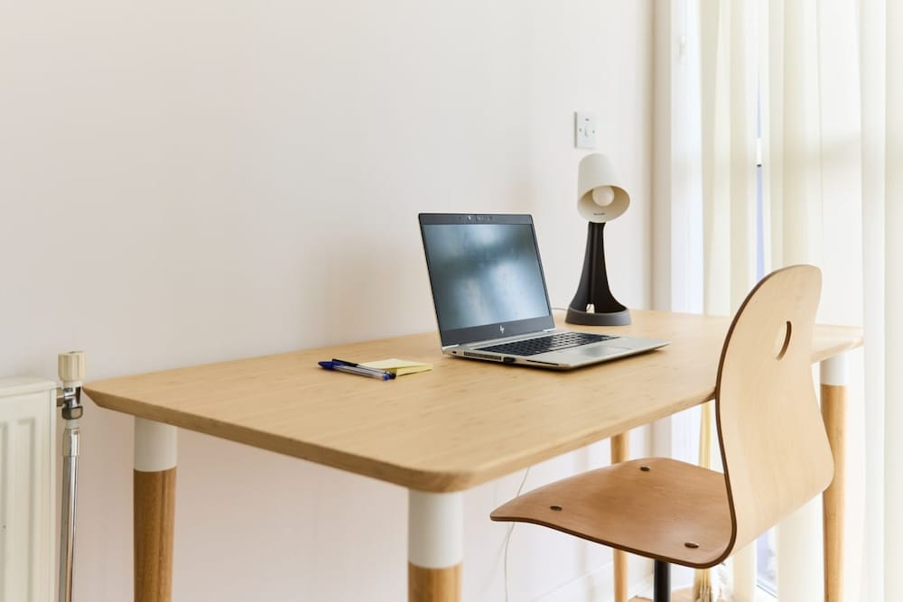 The Queensland Sanctuary - Trendy 2bdr Flat With Terrace