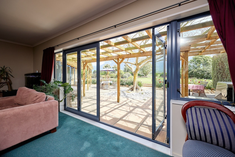 Awatea Country B&B