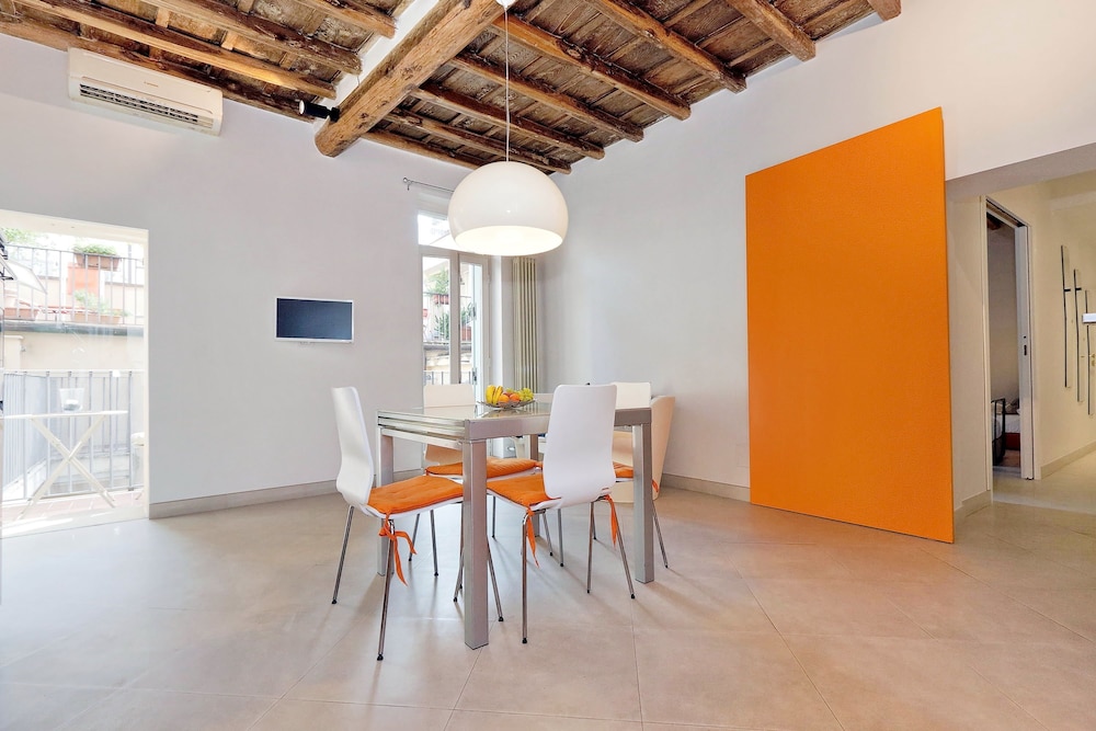 Reginella - WR Apartments