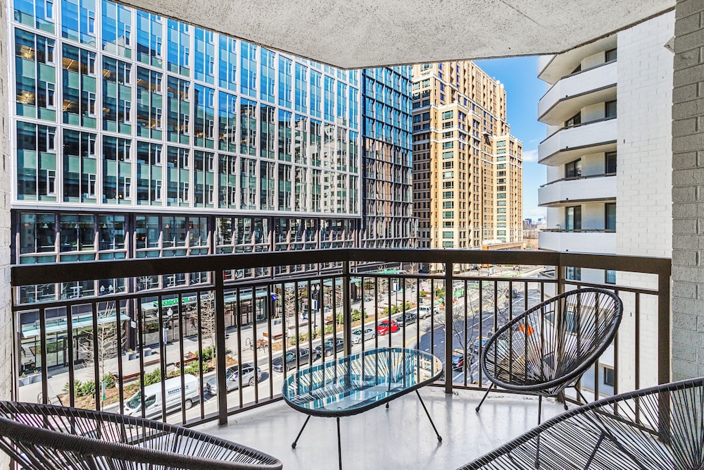 Well Appointed Apartments W Full Comfort