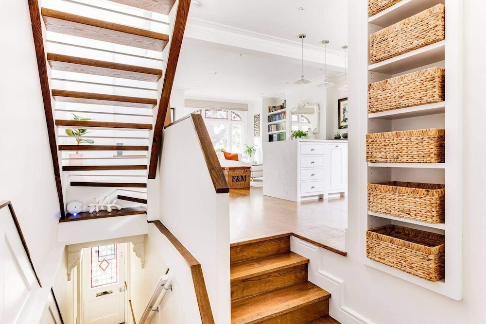 Luxury 3-bed Apartment in Central London