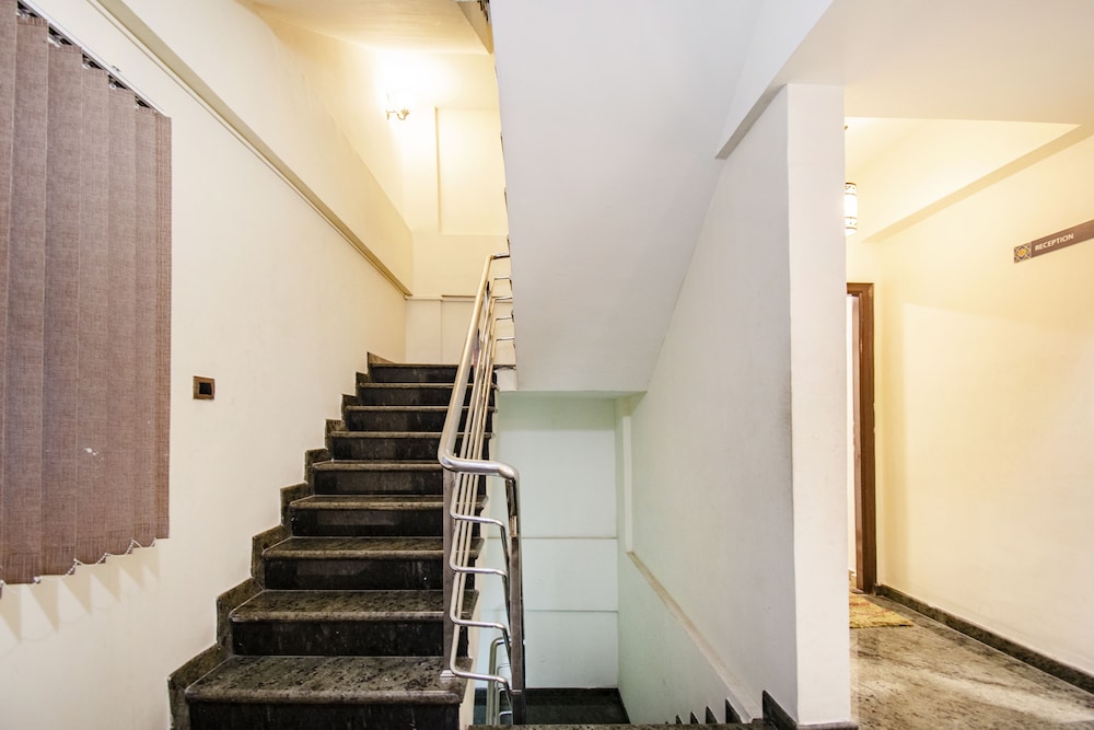 FabHotel Oriental Suites Frazer Town