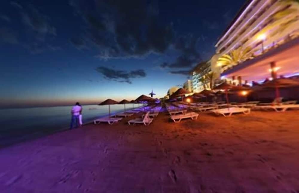 Rubi Hotel