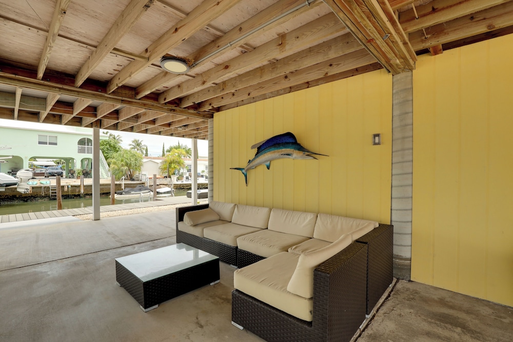 Canal-front Florida Keys Home w/ Private Dock
