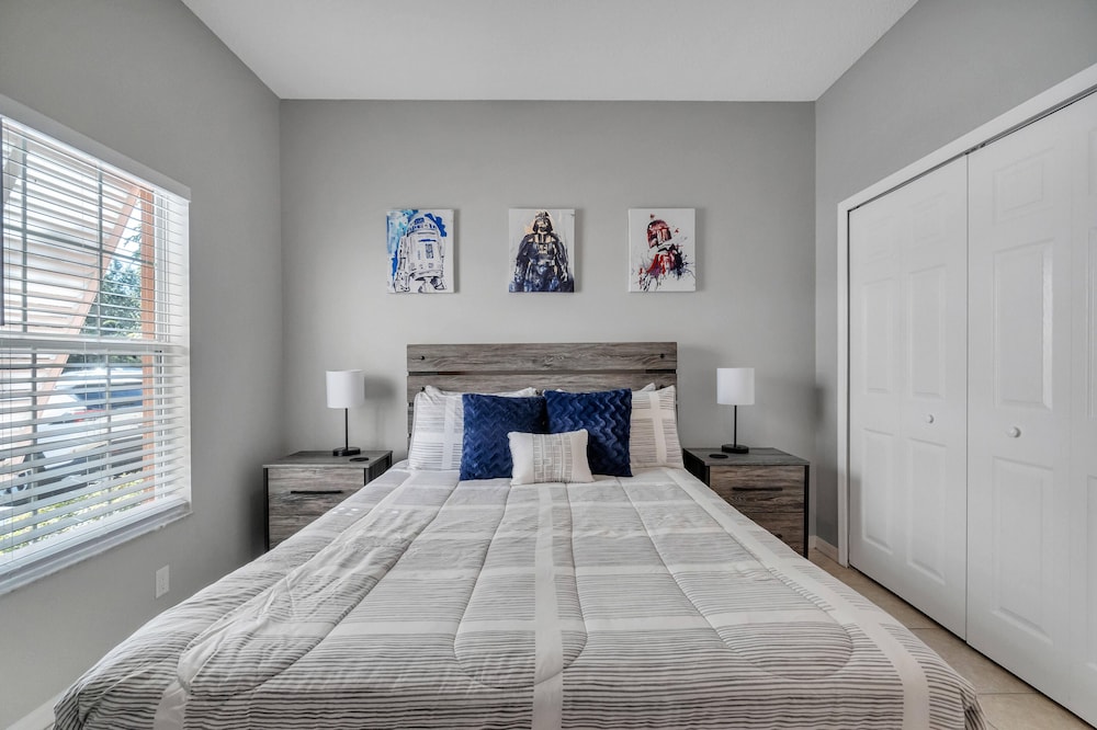 Create Lasting Magical Memories! Resort Home for 8 - Image 4