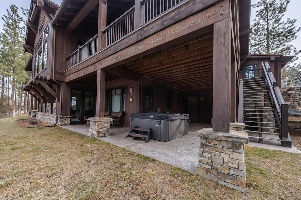 Wilderness Club Chalet