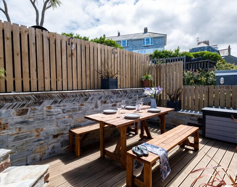 Mino Cottage