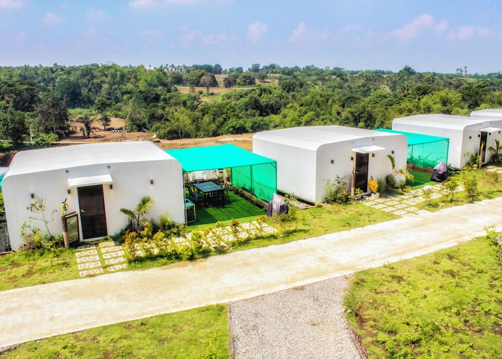 FarmKo Glamping