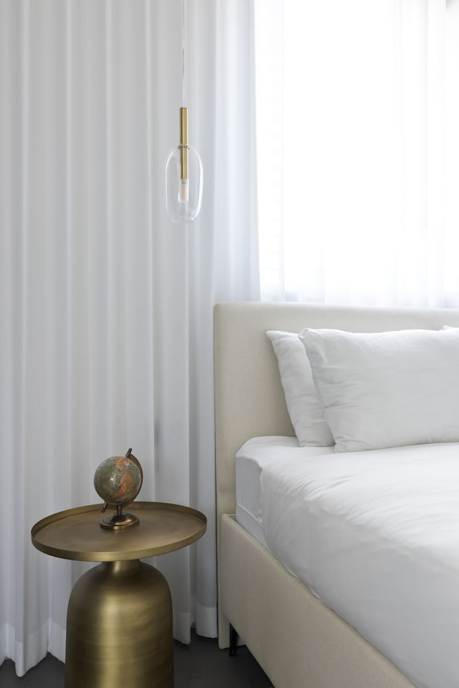 Skyline Serenity by tlv2rent view 5