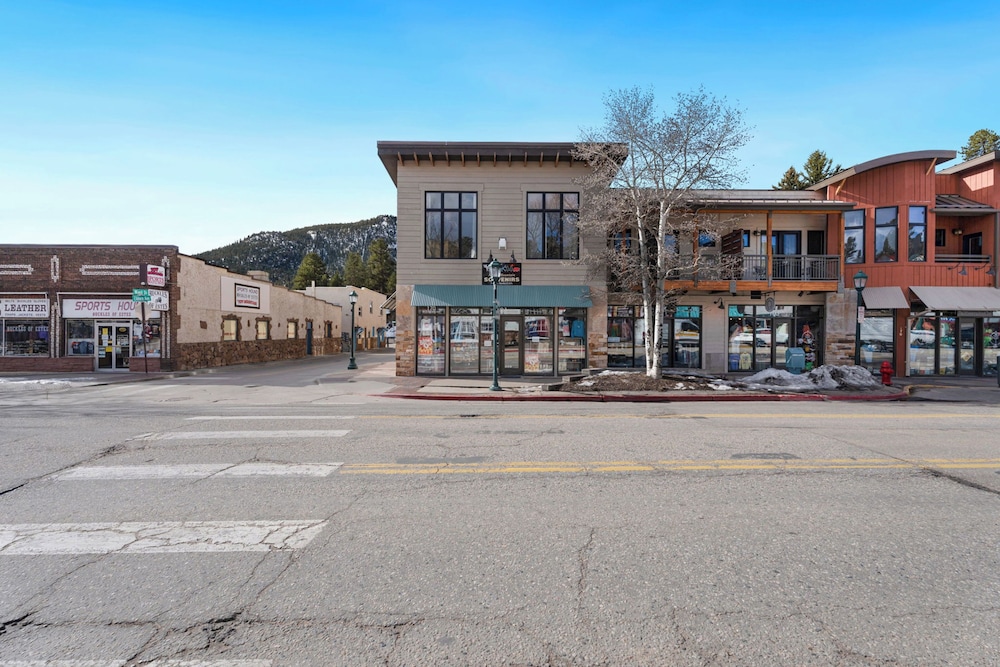 City 1BR Mtn-view Rocky Mountain National Park
