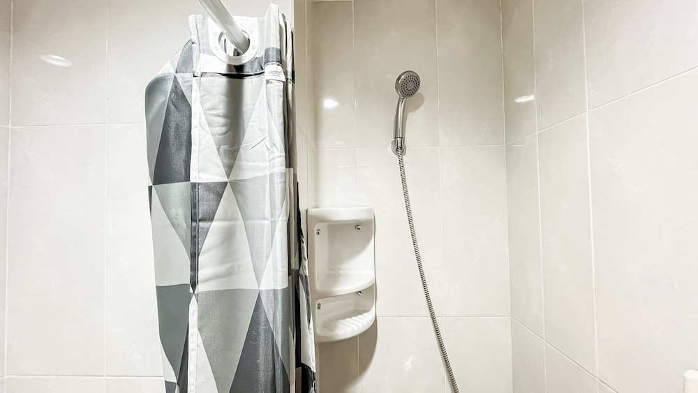 Simple Comfort Studio At Apartment Evenciio Margonda