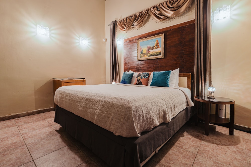 Narnia Room Aruba Oranjestad